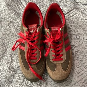Mens Adidas Dragon sneakers